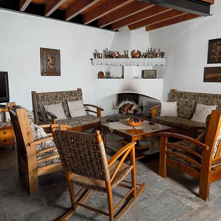 Constantias Stone Houses Лофу Екстер'єр фото