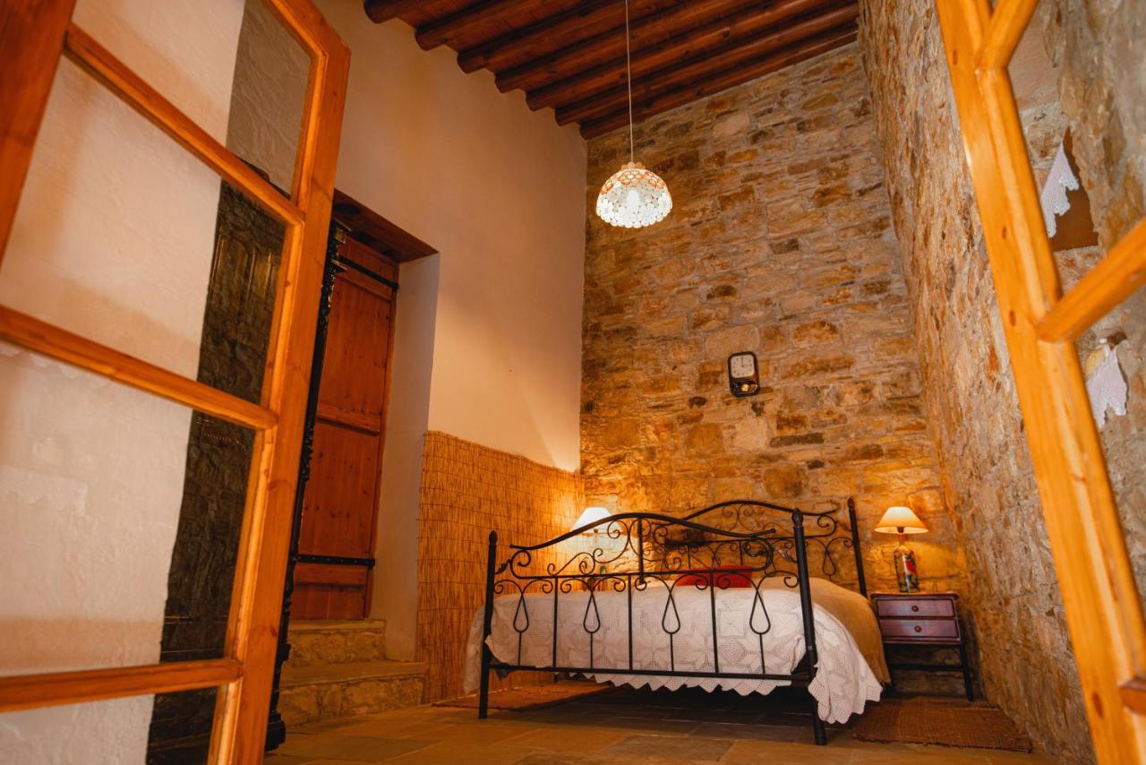 Constantias Stone Houses Лофу Екстер'єр фото
