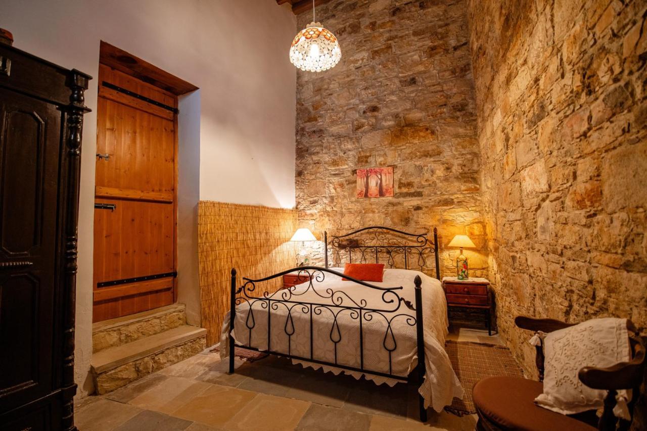 Constantias Stone Houses Лофу Екстер'єр фото