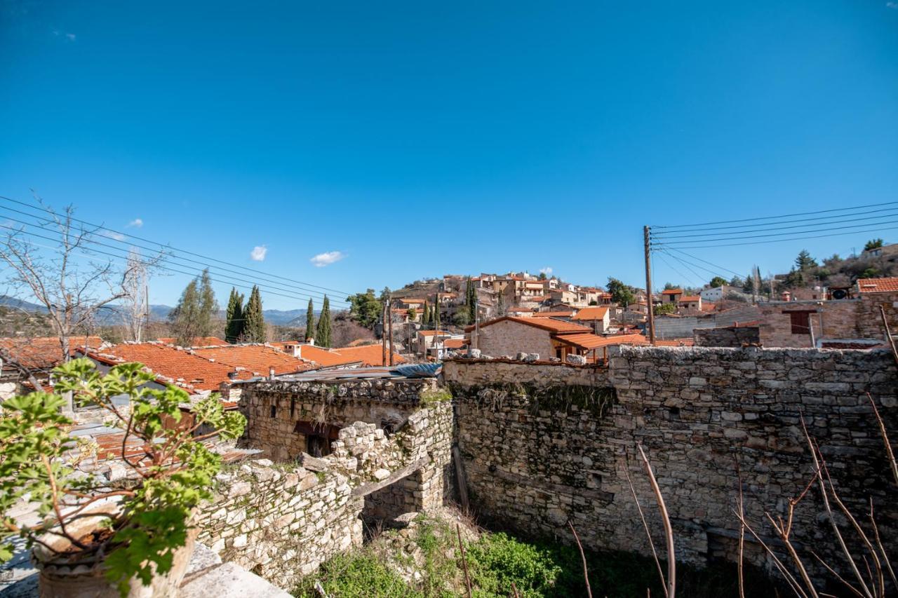Constantias Stone Houses Лофу Екстер'єр фото