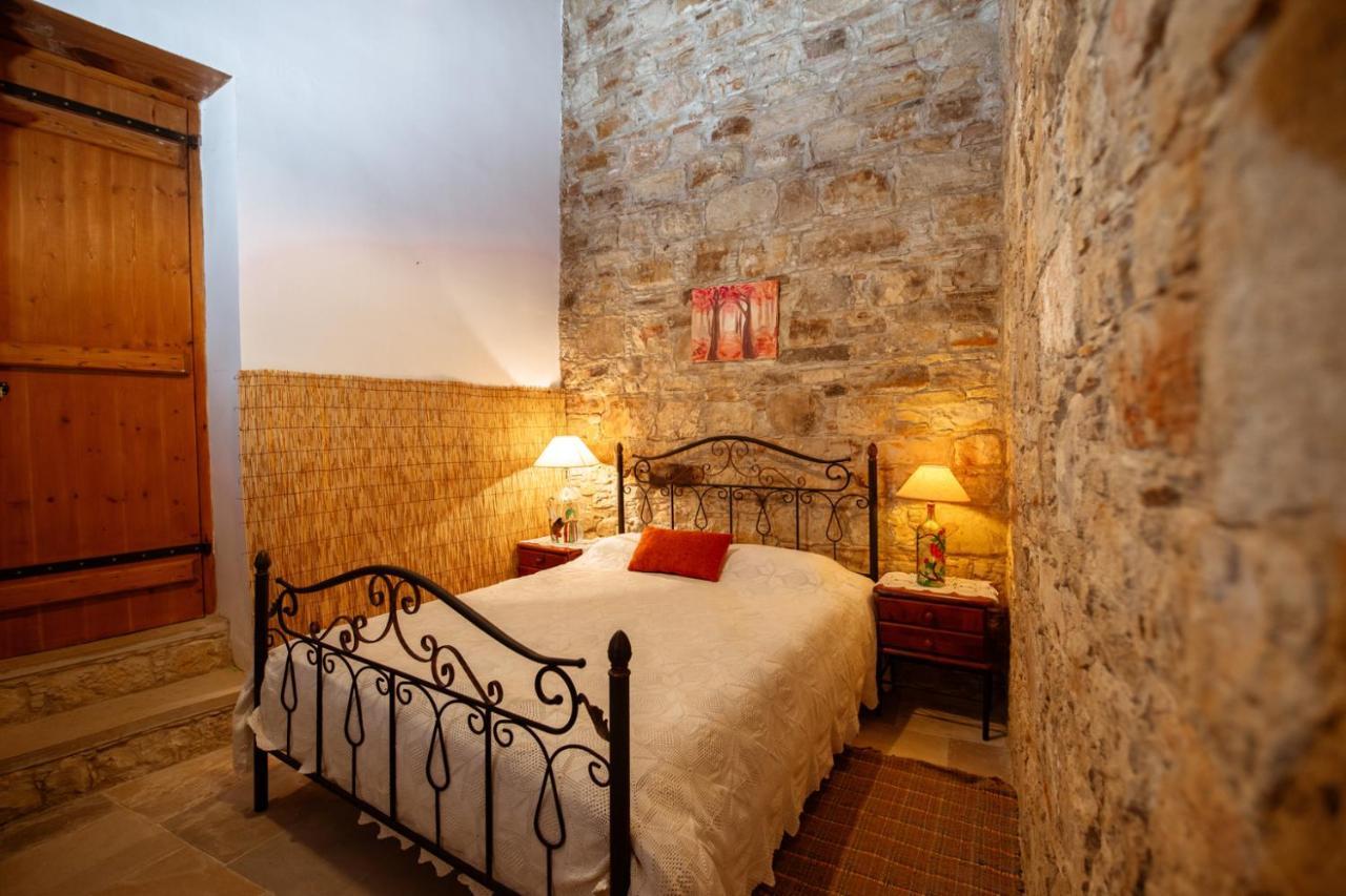 Constantias Stone Houses Лофу Екстер'єр фото