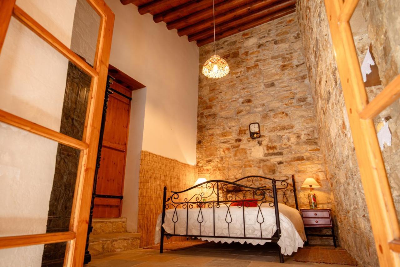 Constantias Stone Houses Лофу Екстер'єр фото